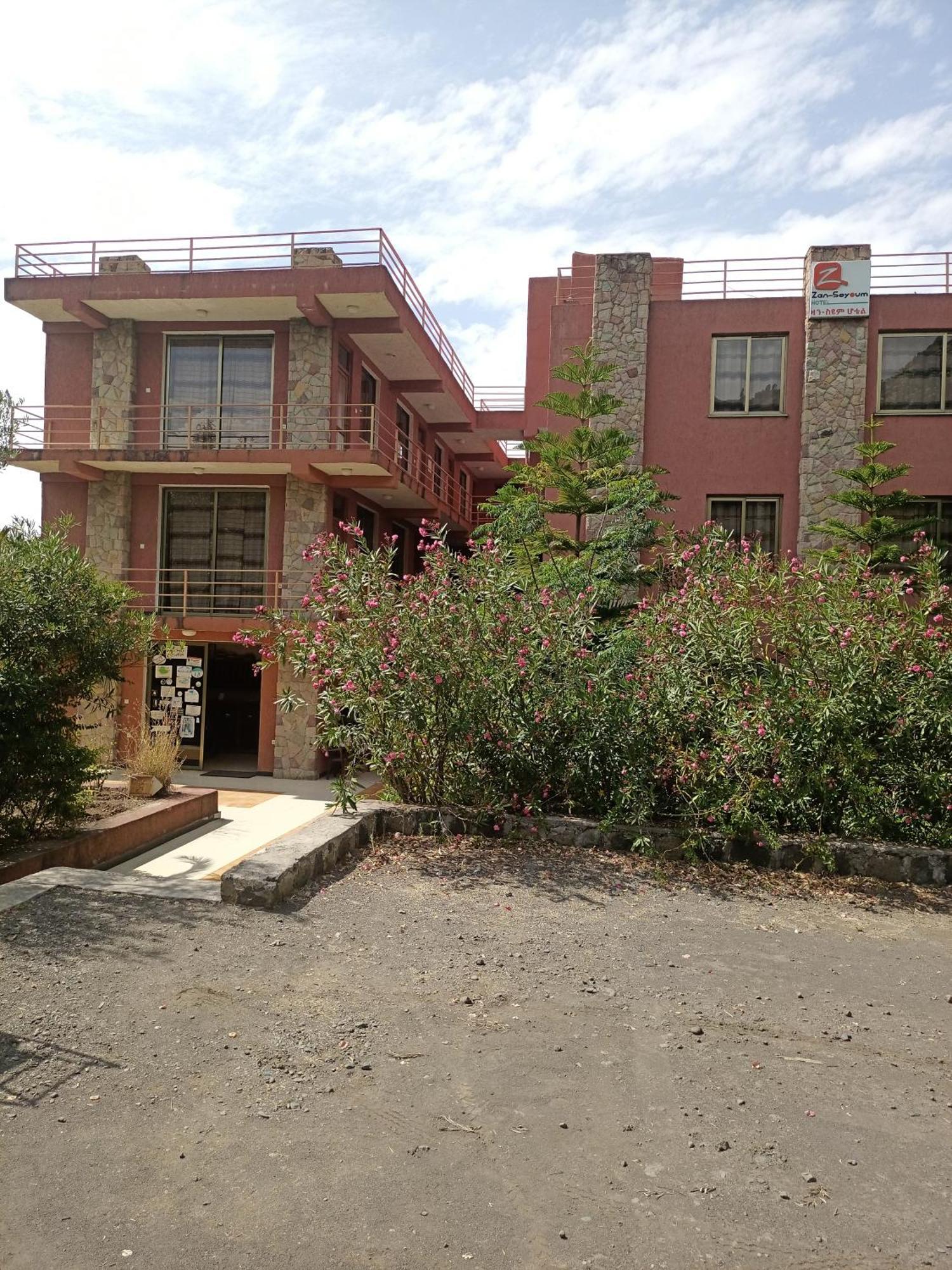 Zan-Seyoum Hotel - Lalībela Exterior foto